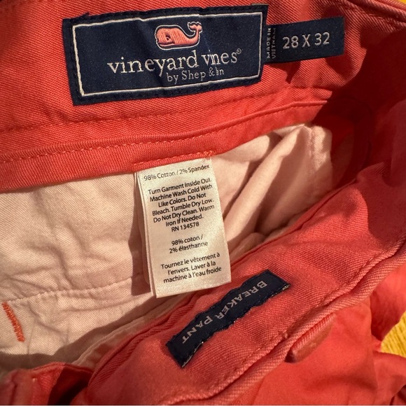 Vineyard Vines Men's 28x32 Slim Fit Breaker Pants - Picture 10 of 11